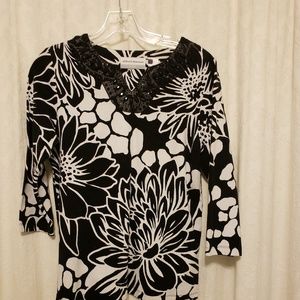 Alfred Dunner SP sequin embroidery decoration